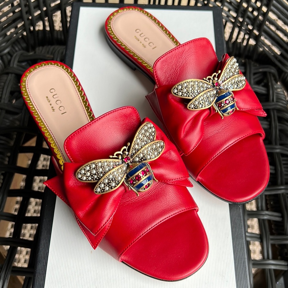 AUTHENTIC GUCCI SANDALS 36